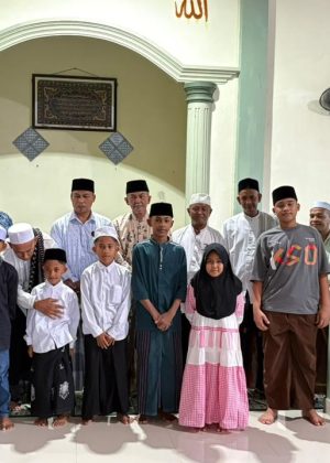 Kenang Jasa Guru dan Sahabat, Alumni Dayah MUDI Aceh Utara Gelar Santunan Anak Yatim